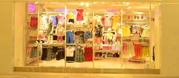 cửa hàng quần áo trẻ em